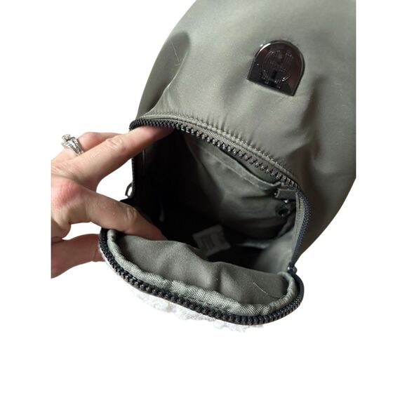 NEW House Of Harlow Sling Backpack Sherpa Nylon Olive Green Cream - Picture 15 of 15